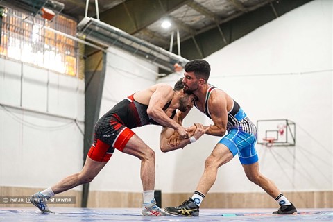 مرحله رفت و مقدماتی رقابت های لیگ برتر کشتی فرنگی باشگاههای کشور/ شیراز :